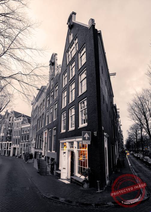Corner house Amsterdam
