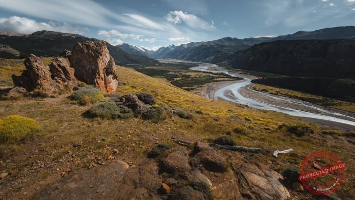 Der Fluss las vueltas bei el chalten, patagonien, argentinien
